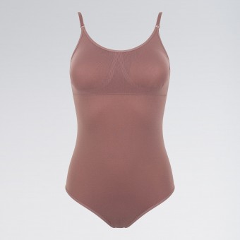Silky Dance Seamless Low Back Camisole with Removable Padding (Dark Nude)